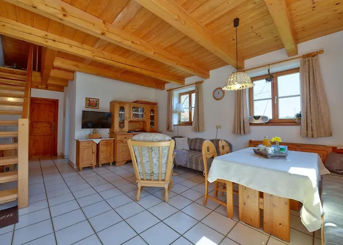 Gilg-kräuterhof Apartment *